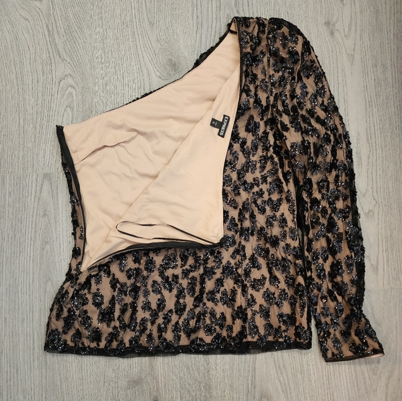 NWOT Express black and nude sequin one shoulder dress top, M never worn - Picture 3 of 5